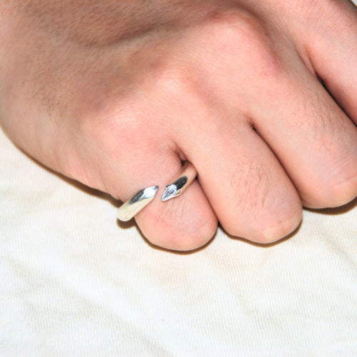 Thick Docile Ring - Diligems (INTL)